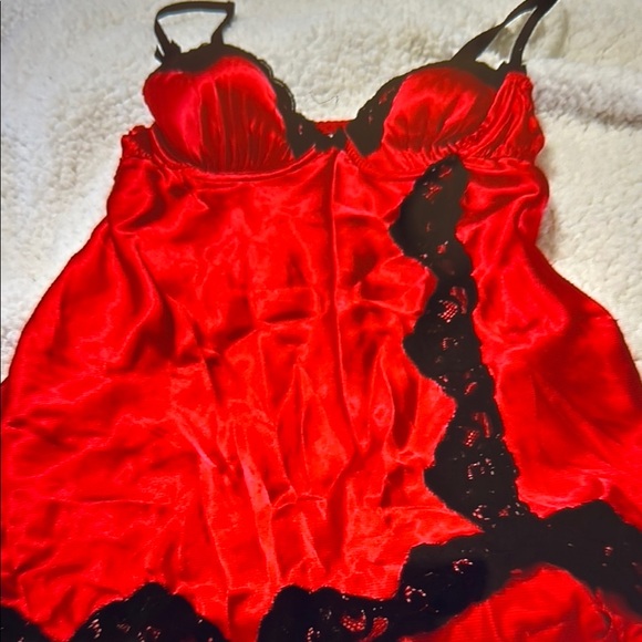 Gilligan & O'Malley Other - ❣️5 for 25.00 Gilligan & O'Malley Red and Black lingerie